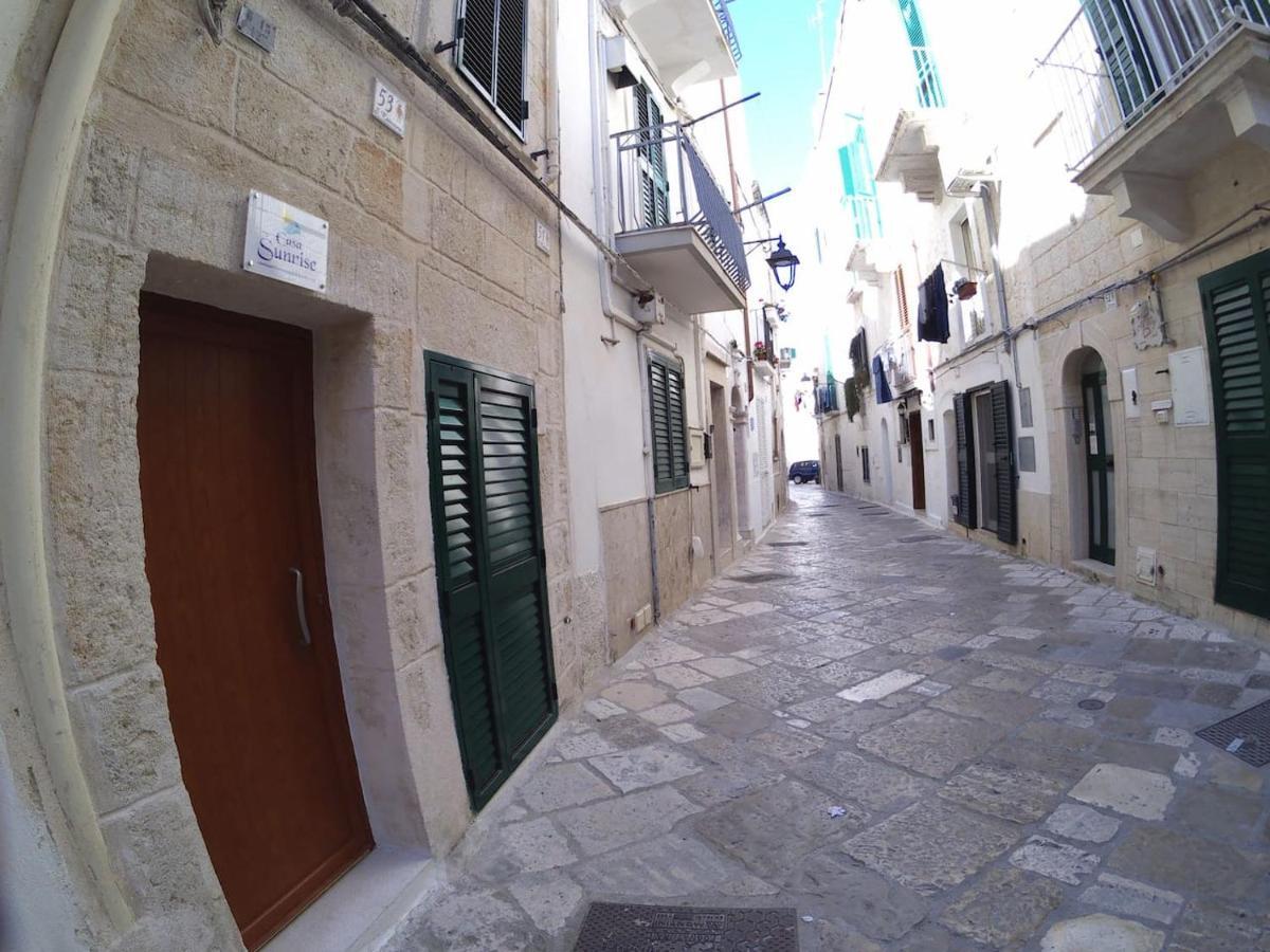 فيلا مونوبوليفي Casa Sunrise المظهر الخارجي الصورة